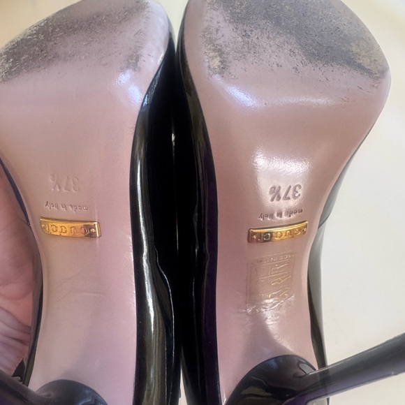 Gucci Black T-Strap Heels with Stiletto - Picture 9 of 10